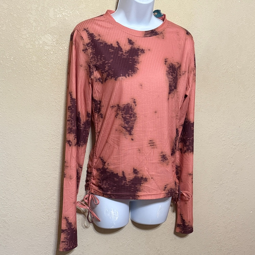 EARTHBOUND Coral and Black Long Sleeve Tee - Picture 5 of 6